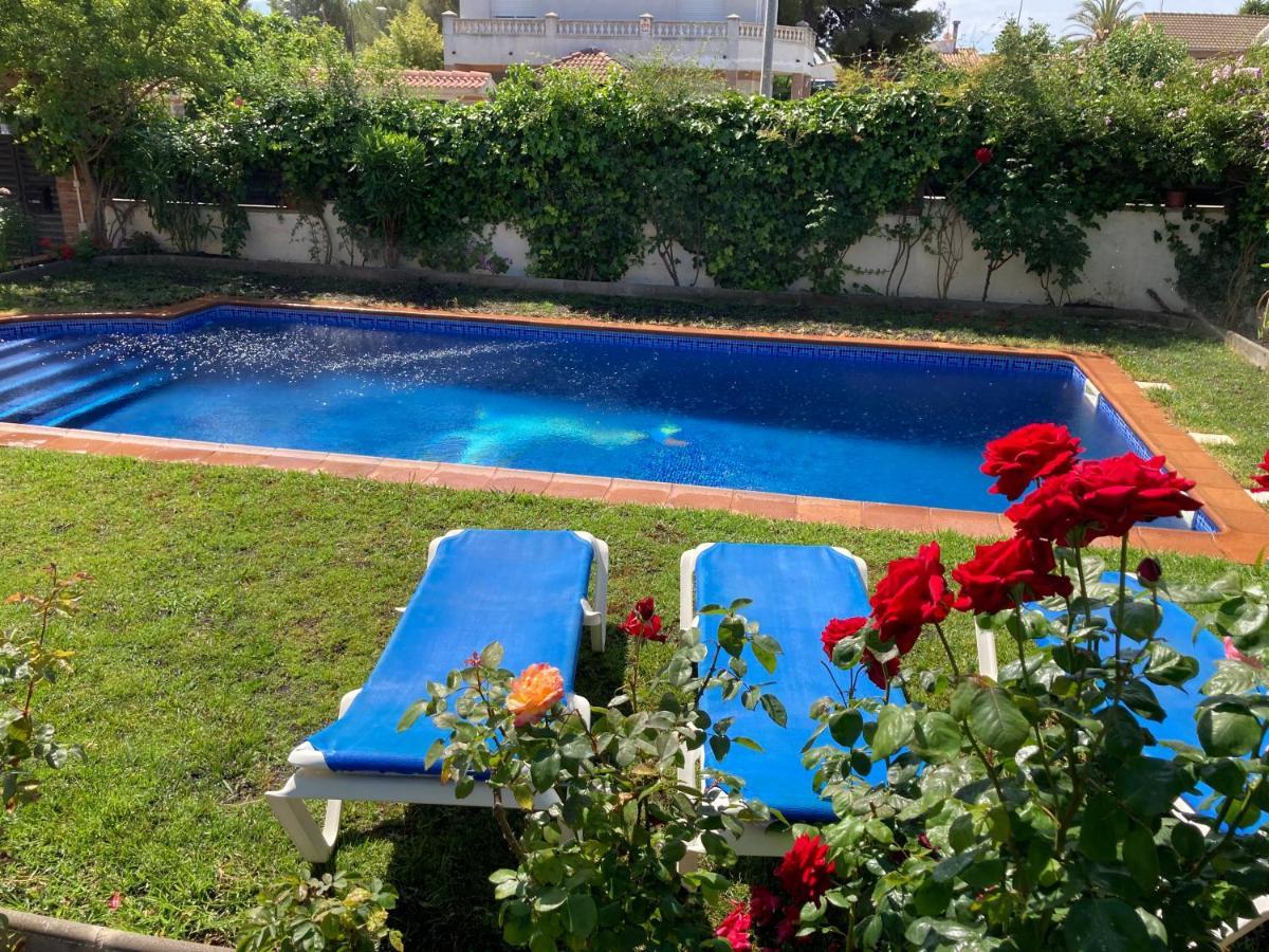 Villa Dacar Cubelles Exterior foto